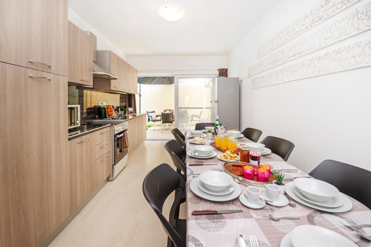 Summer Breeze 3 Bedroom Family Maisonette With Sunny Terrace In Mellieha - By Getawaysmalta Esterno foto