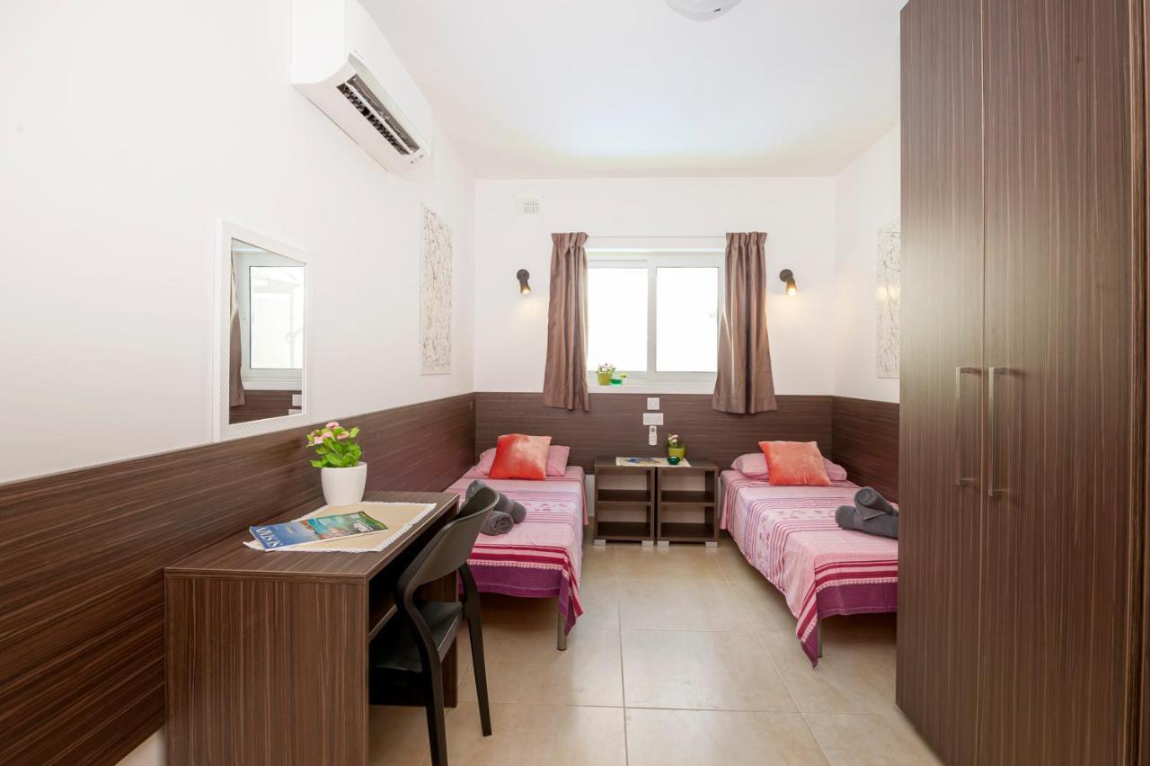 Summer Breeze 3 Bedroom Family Maisonette With Sunny Terrace In Mellieha - By Getawaysmalta Esterno foto