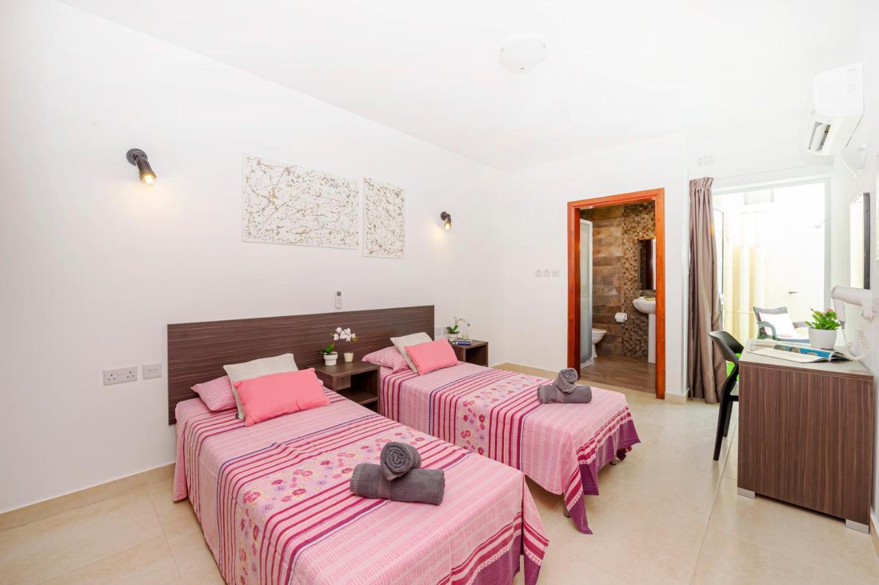 Summer Breeze 3 Bedroom Family Maisonette With Sunny Terrace In Mellieha - By Getawaysmalta Esterno foto